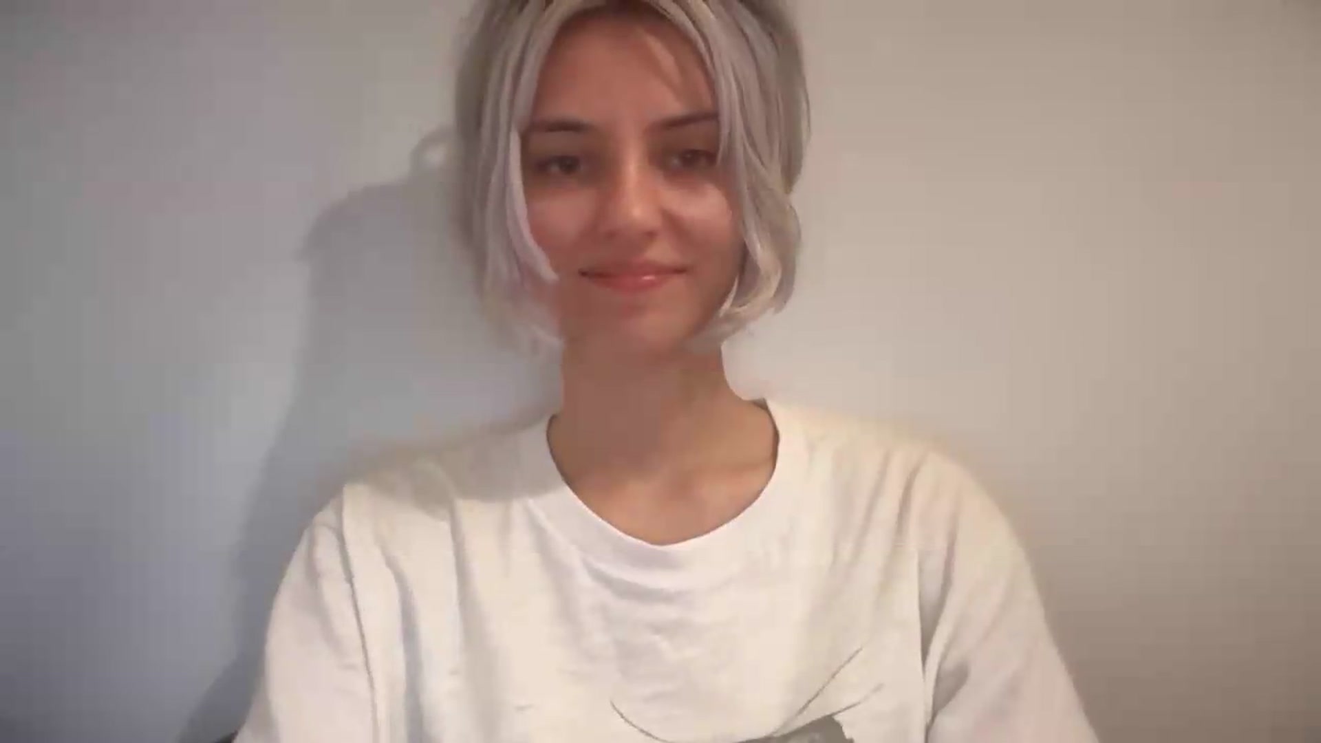 Gallery image thumbnail from LLuckyGirl's myfreecams stream on, 08/24/2026, 14:08 image 14 of 20