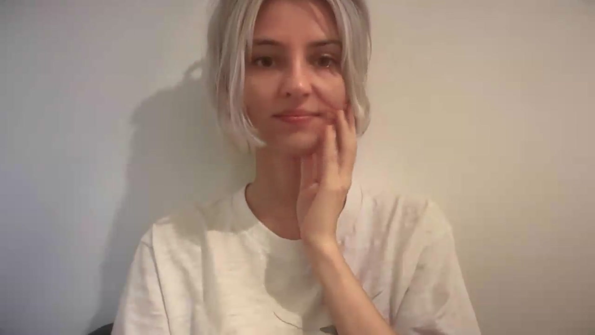 Gallery image thumbnail from LLuckyGirl's myfreecams stream on, 08/24/2026, 14:08 image 2 of 20