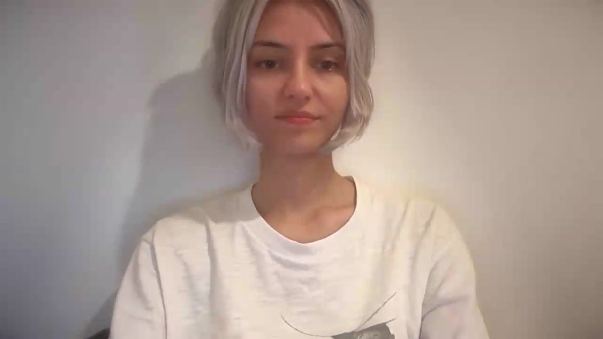 Gallery image thumbnail from LLuckyGirl's myfreecams stream on, 08/24/2026, 14:08 image 16 of 20