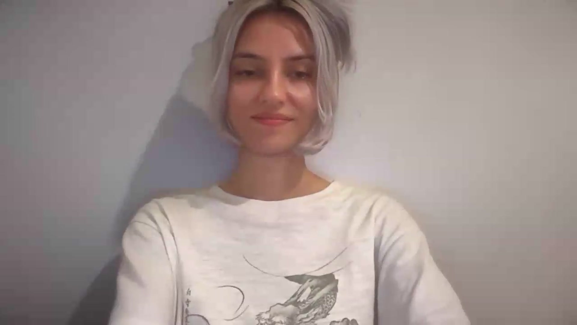 Gallery image thumbnail from LLuckyGirl's myfreecams stream on, 08/24/2026, 17:01 image 17 of 20