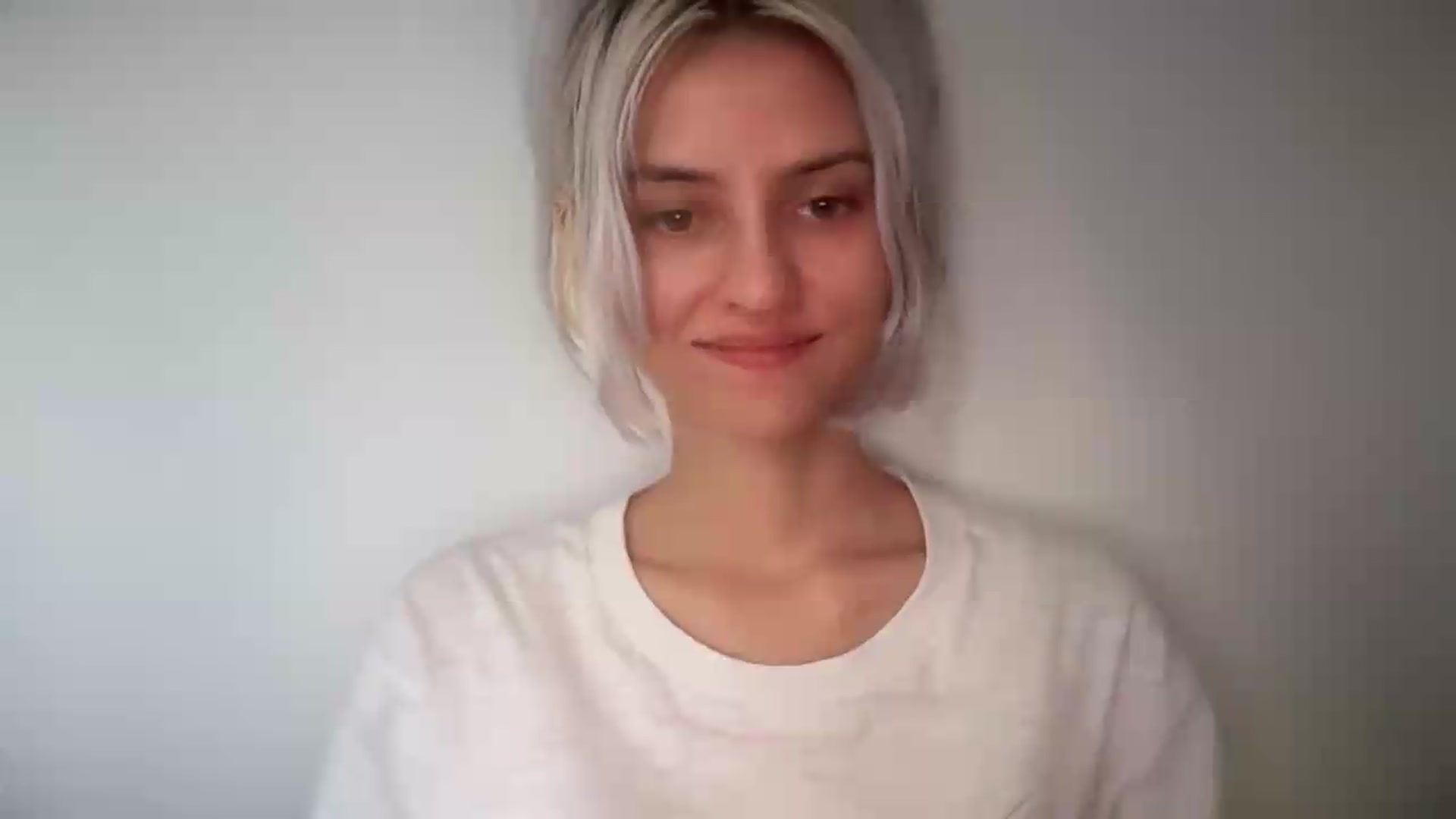 Gallery image thumbnail from LLuckyGirl's myfreecams stream on, 08/25/2026, 12:27 image 13 of 20