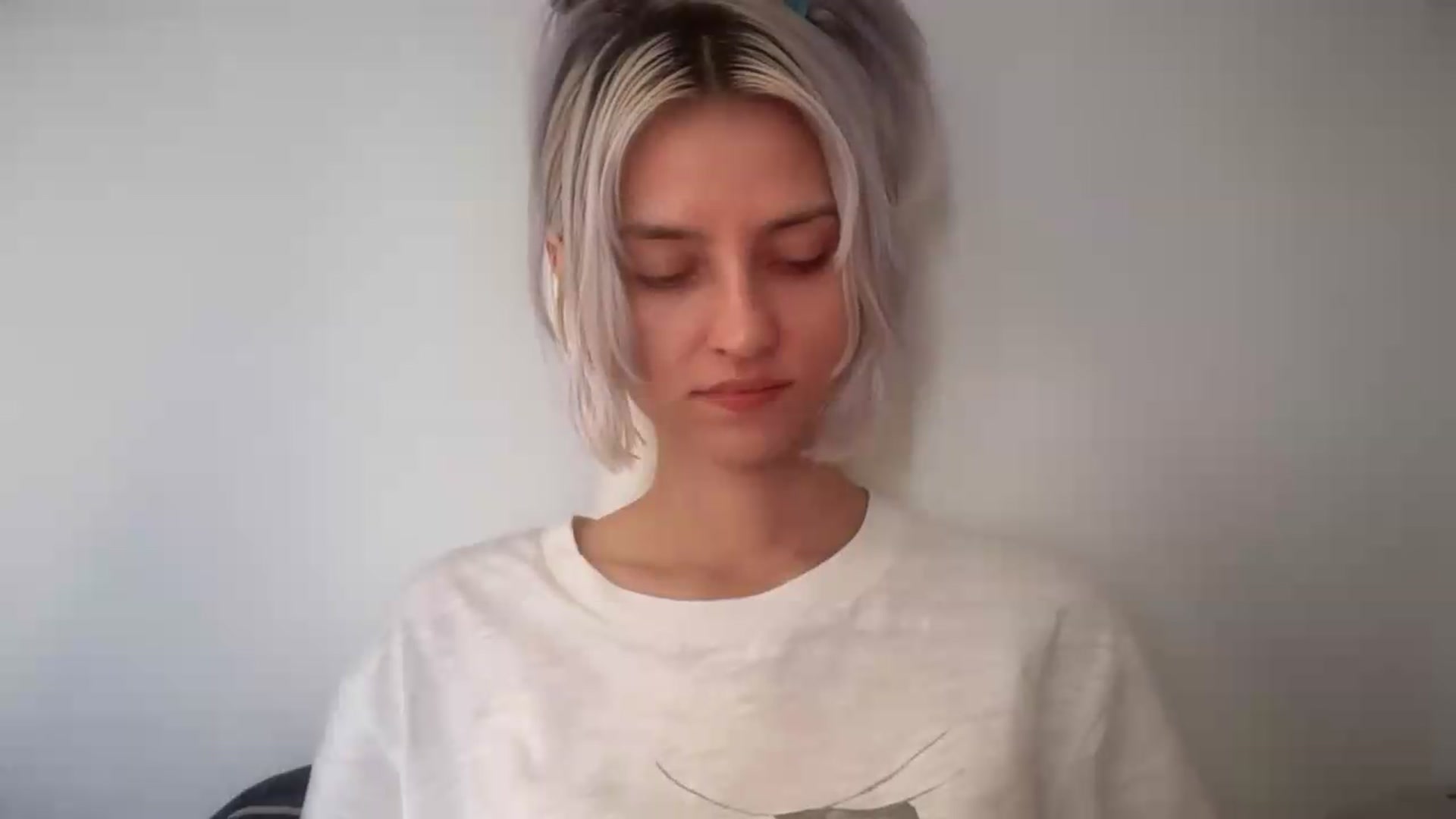 Gallery image thumbnail from LLuckyGirl's myfreecams stream on, 08/25/2026, 14:49 image 2 of 20