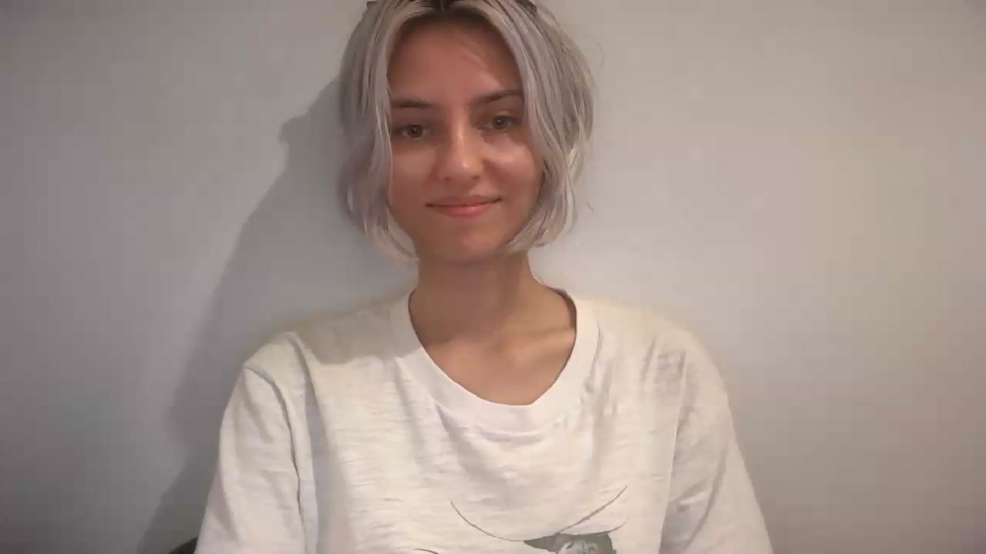 Gallery image thumbnail from LLuckyGirl's myfreecams stream on, 08/27/2026, 15:21 image 9 of 20