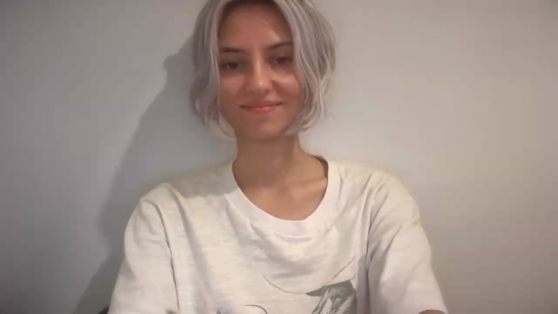 Gallery image thumbnail from LLuckyGirl's myfreecams stream on, 08/27/2026, 15:21 image 8 of 20