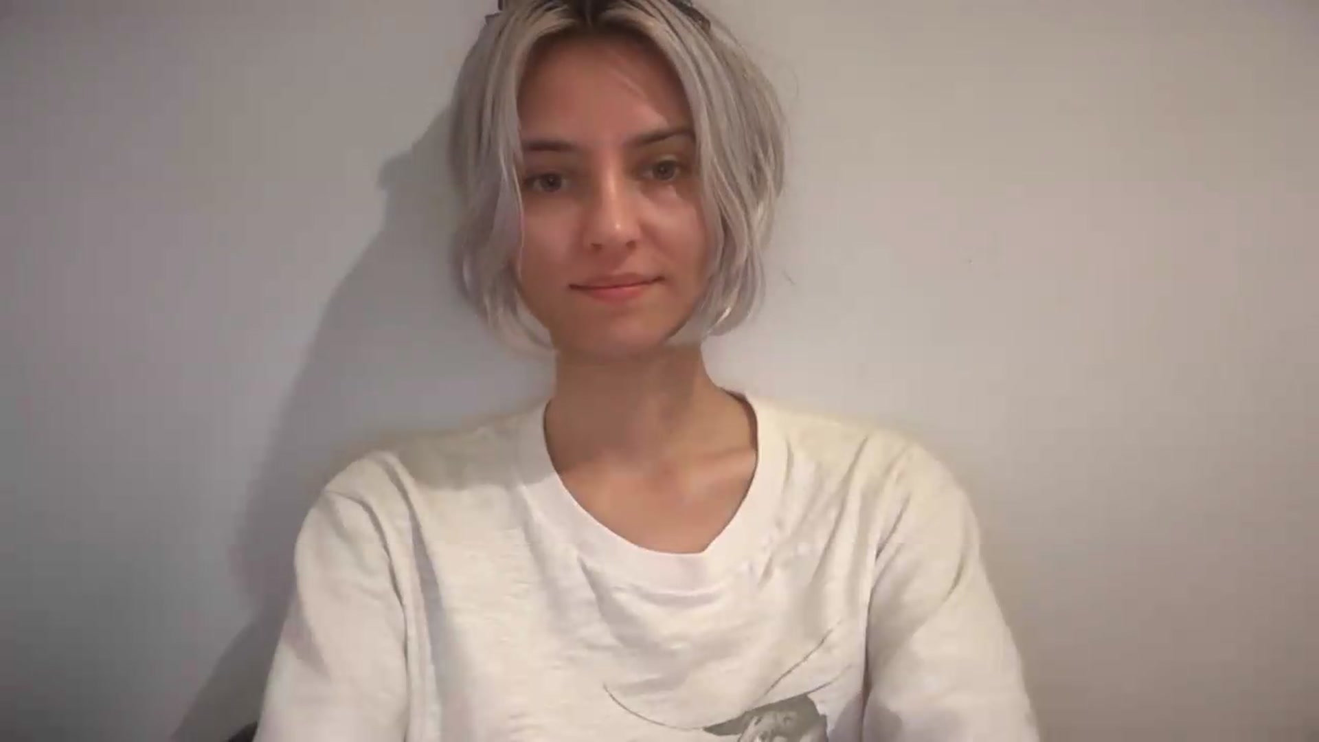 Gallery image thumbnail from LLuckyGirl's myfreecams stream on, 08/27/2026, 15:21 image 11 of 20