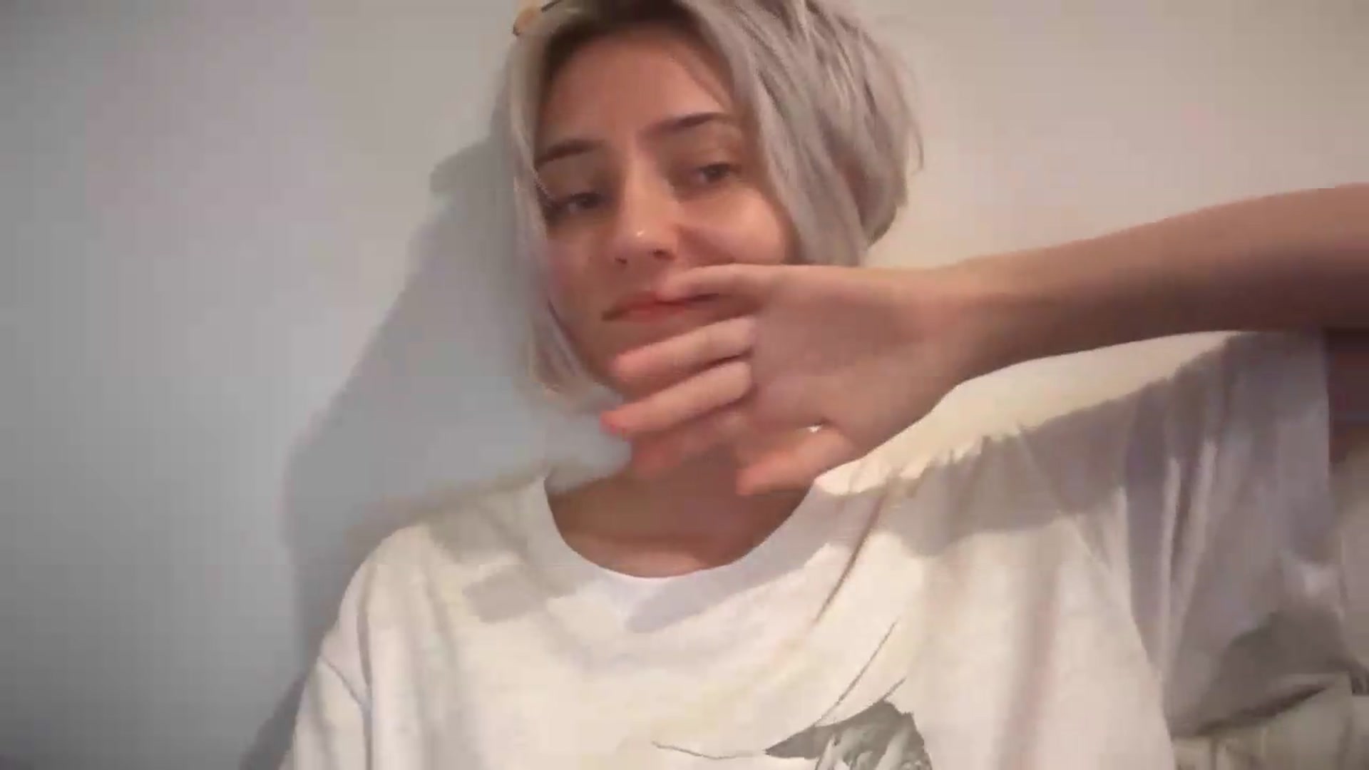 Gallery image thumbnail from LLuckyGirl's myfreecams stream on, 08/29/2026, 13:51 image 13 of 20
