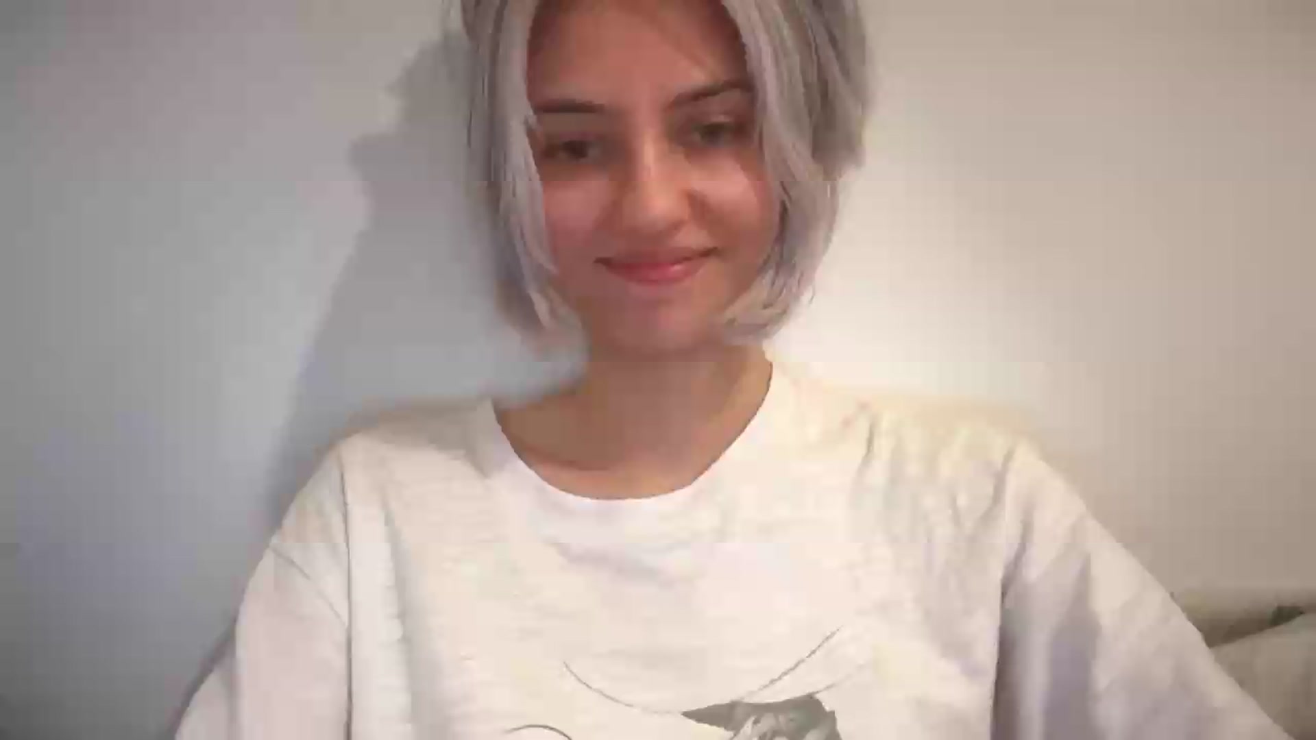 Gallery image thumbnail from LLuckyGirl's myfreecams stream on, 08/29/2026, 15:27 image 15 of 20
