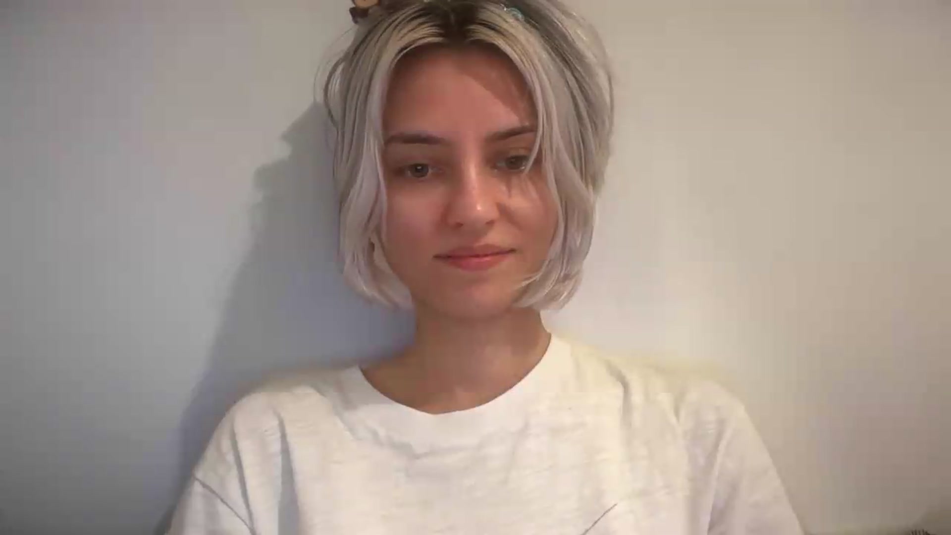 Gallery image thumbnail from LLuckyGirl's myfreecams stream on, 08/29/2026, 16:09 image 4 of 20