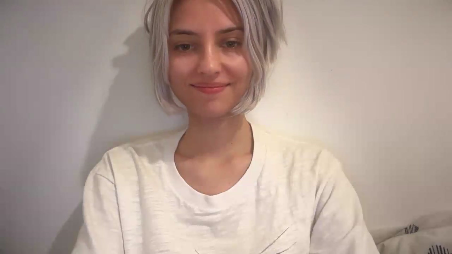 Gallery image thumbnail from LLuckyGirl's myfreecams stream on, 08/29/2026, 17:38 image 16 of 20