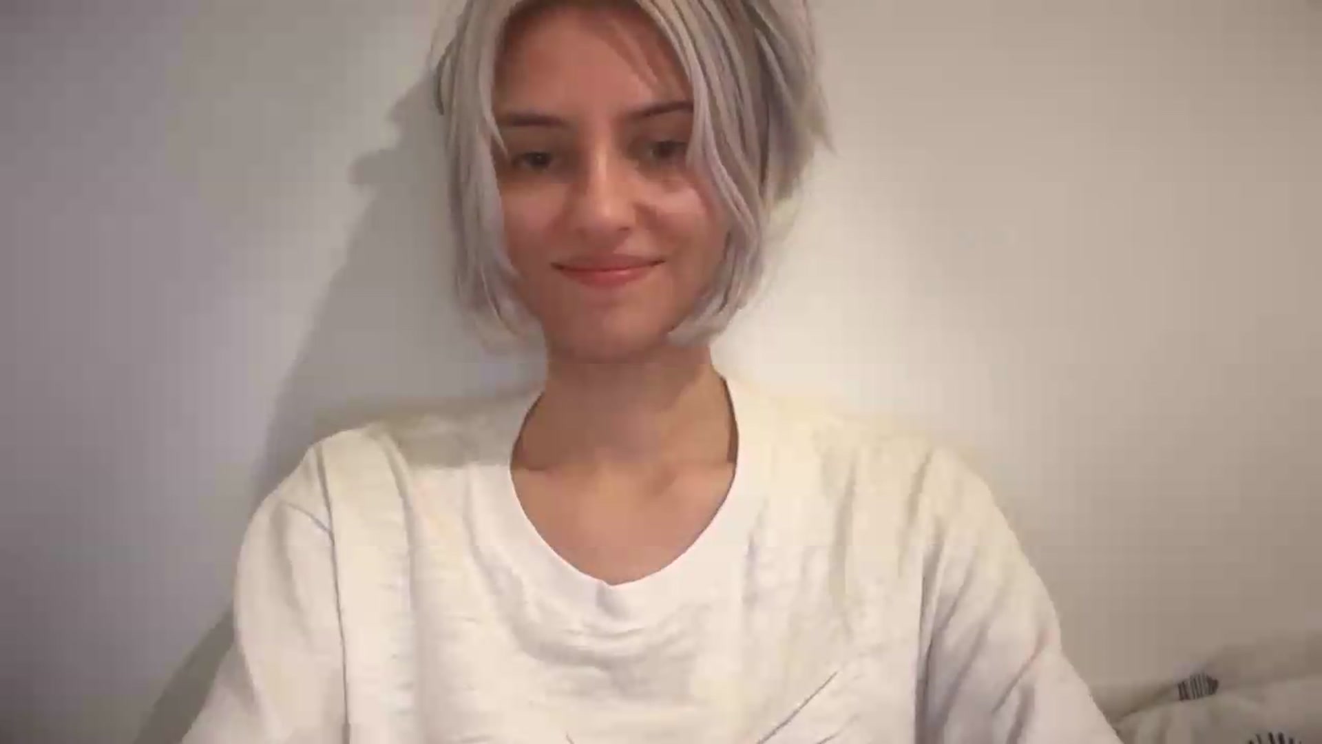 Gallery image thumbnail from LLuckyGirl's myfreecams stream on, 08/29/2026, 17:38 image 11 of 20