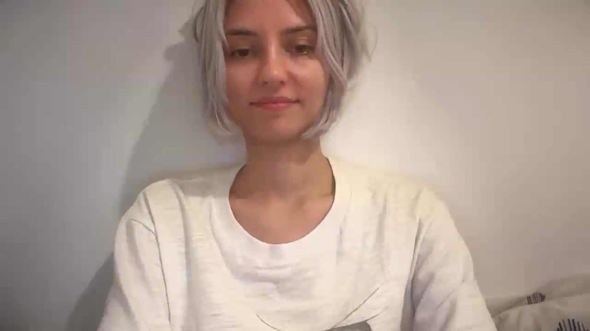 Gallery image thumbnail from LLuckyGirl's myfreecams stream on, 08/29/2026, 17:38 image 9 of 20