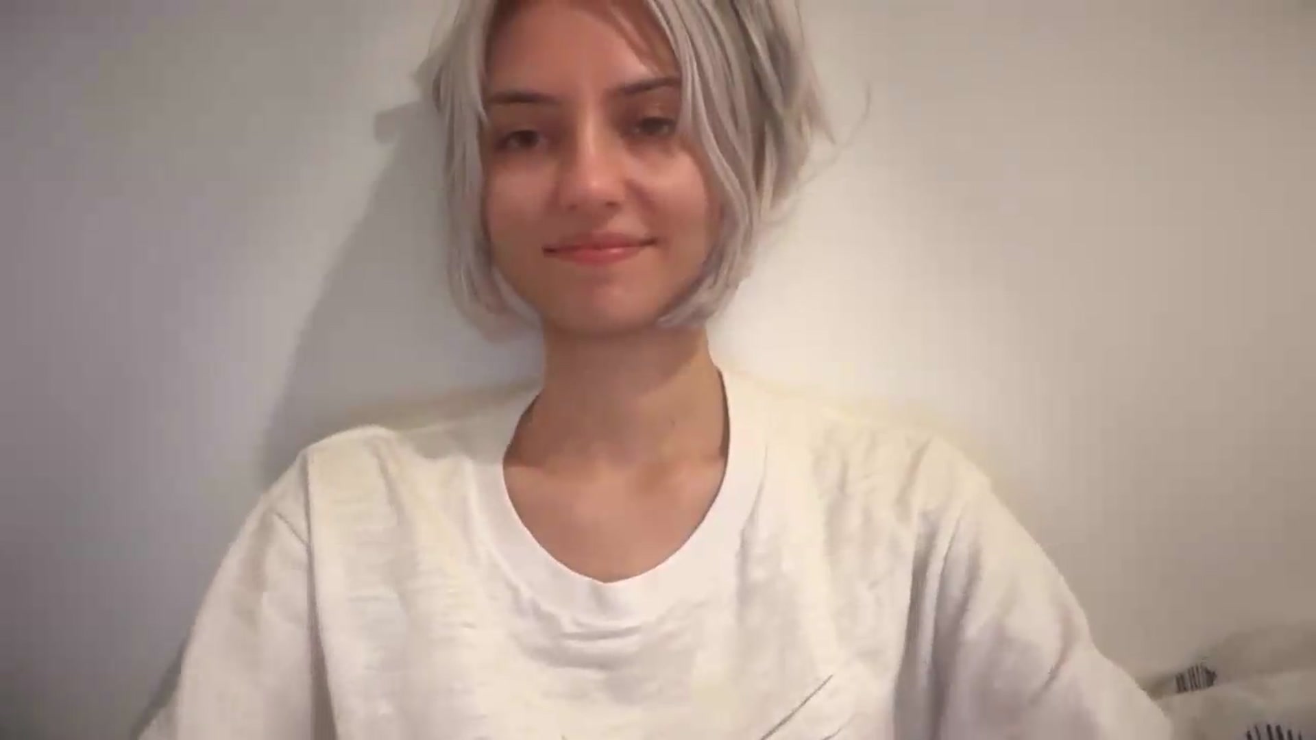 Gallery image thumbnail from LLuckyGirl's myfreecams stream on, 08/29/2026, 17:38 image 17 of 20