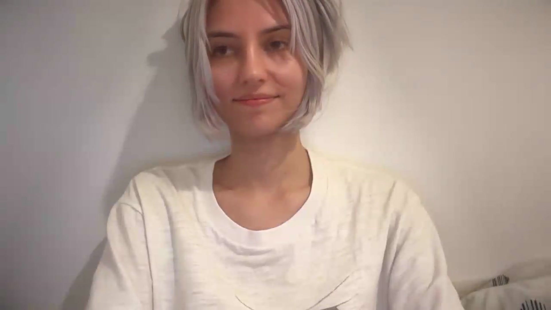 Gallery image thumbnail from LLuckyGirl's myfreecams stream on, 08/29/2026, 17:38 image 4 of 20