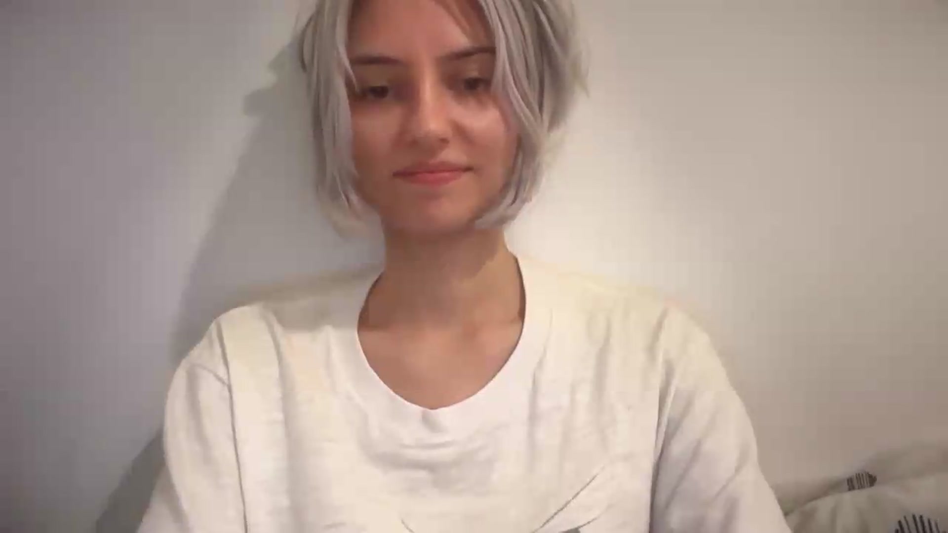Gallery image thumbnail from LLuckyGirl's myfreecams stream on, 08/29/2026, 17:38 image 10 of 20