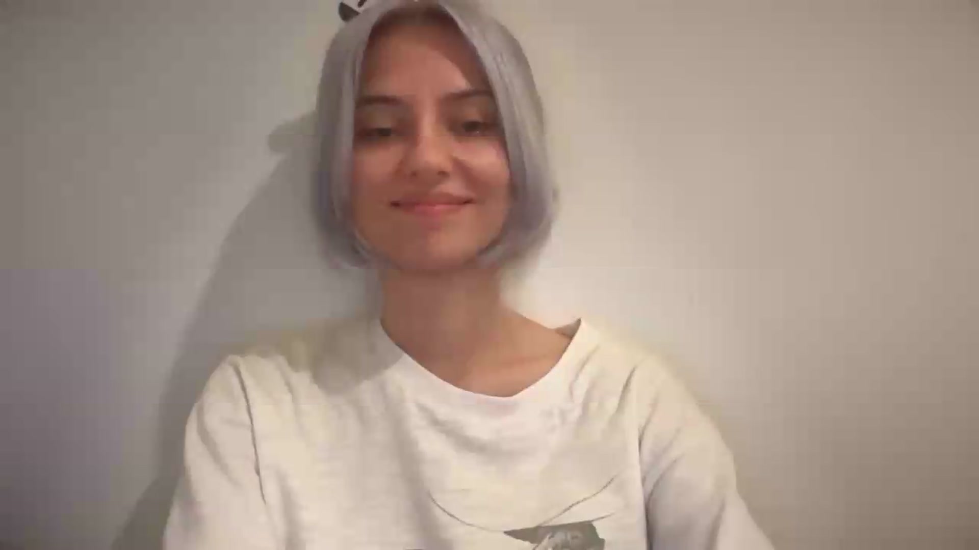 Gallery image thumbnail from LLuckyGirl's myfreecams stream on, 08/30/2026, 17:07 image 20 of 20