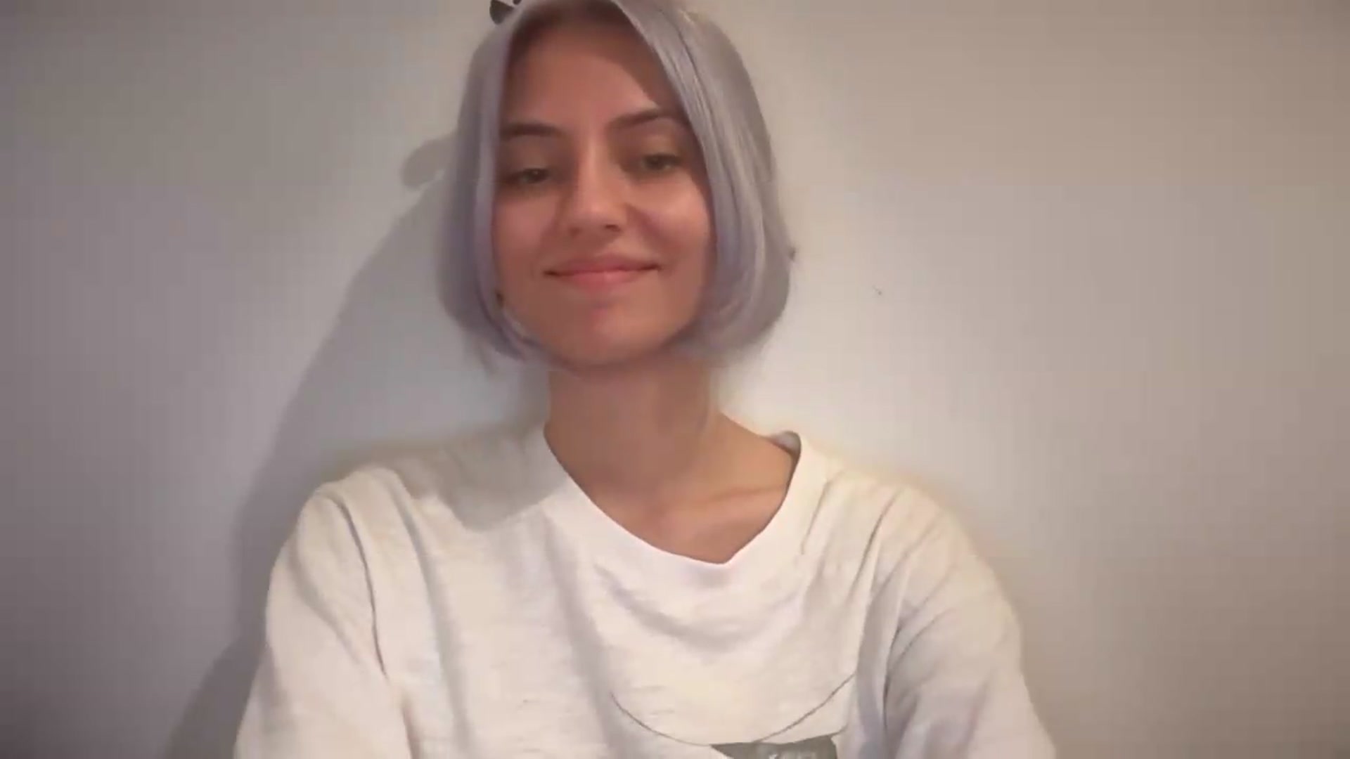 Gallery image thumbnail from LLuckyGirl's myfreecams stream on, 08/30/2026, 17:07 image 17 of 20