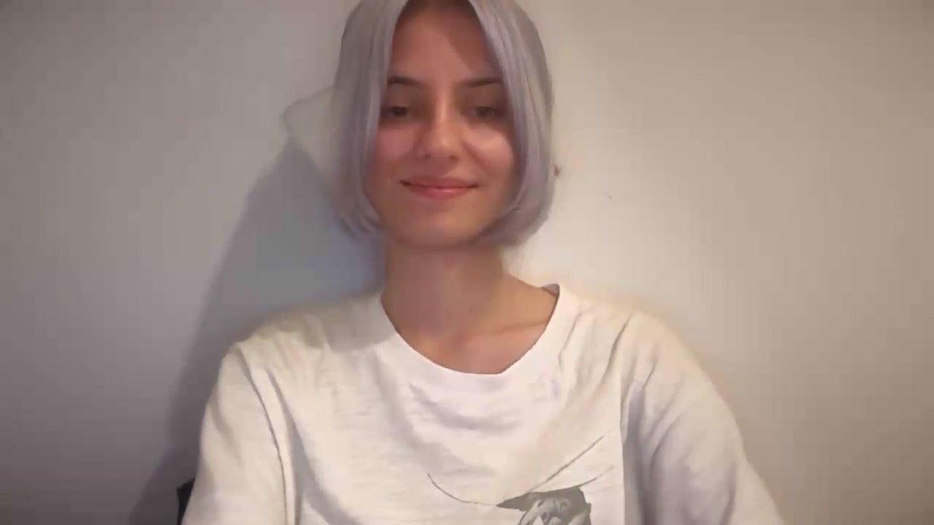 Gallery image thumbnail from LLuckyGirl's myfreecams stream on, 08/30/2026, 17:07 image 16 of 20