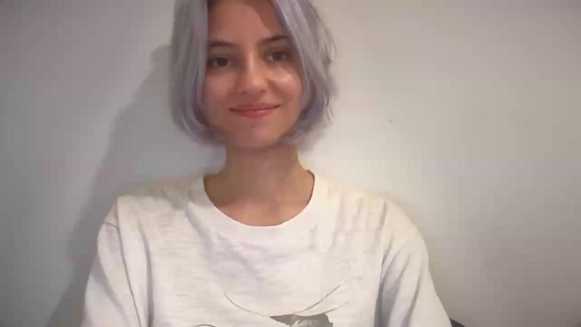 Gallery image thumbnail from LLuckyGirl's myfreecams stream on, 08/31/2026, 15:32 image 15 of 20