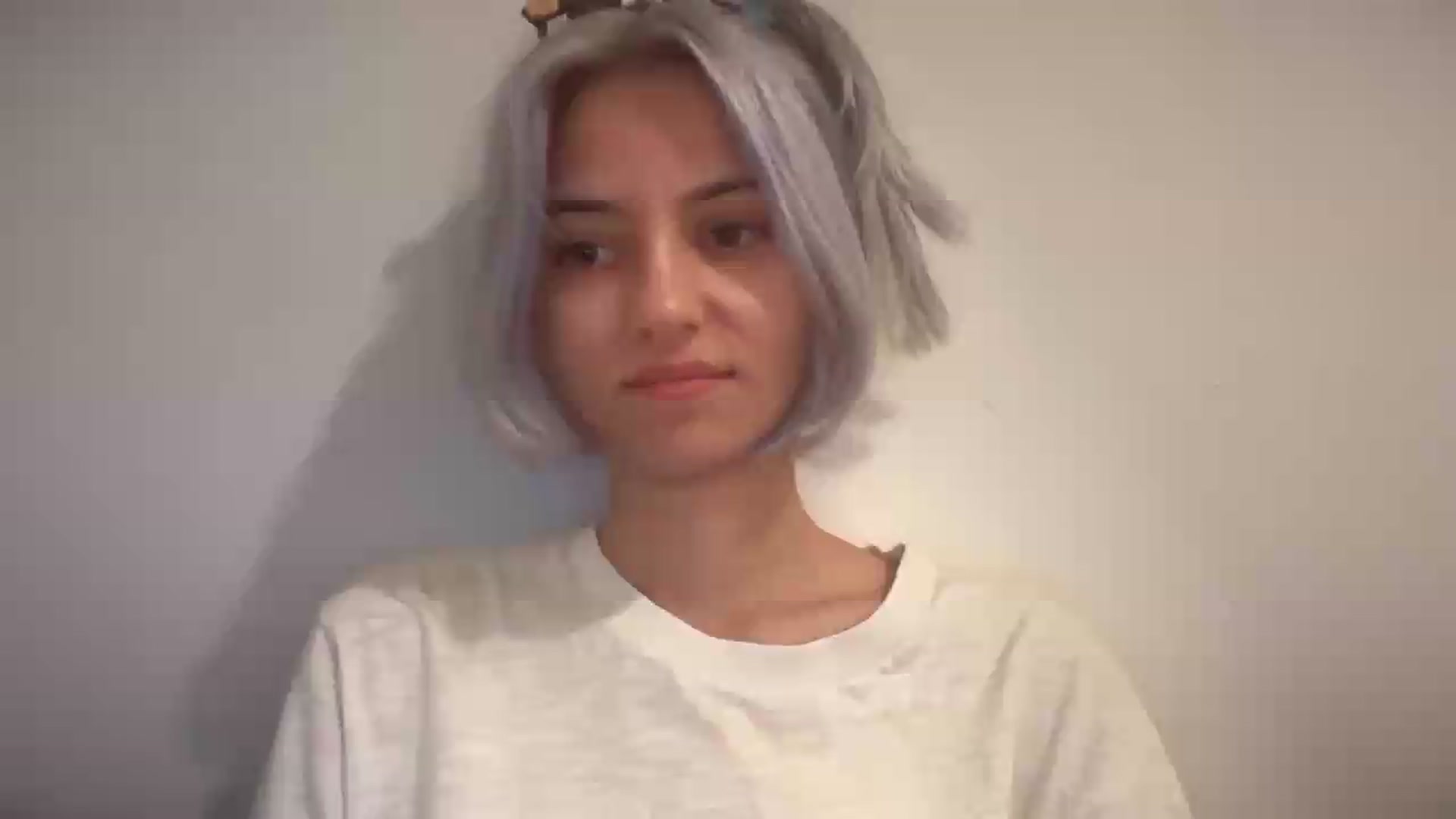 Gallery image thumbnail from LLuckyGirl's myfreecams stream on, 08/31/2026, 15:32 image 1 of 20