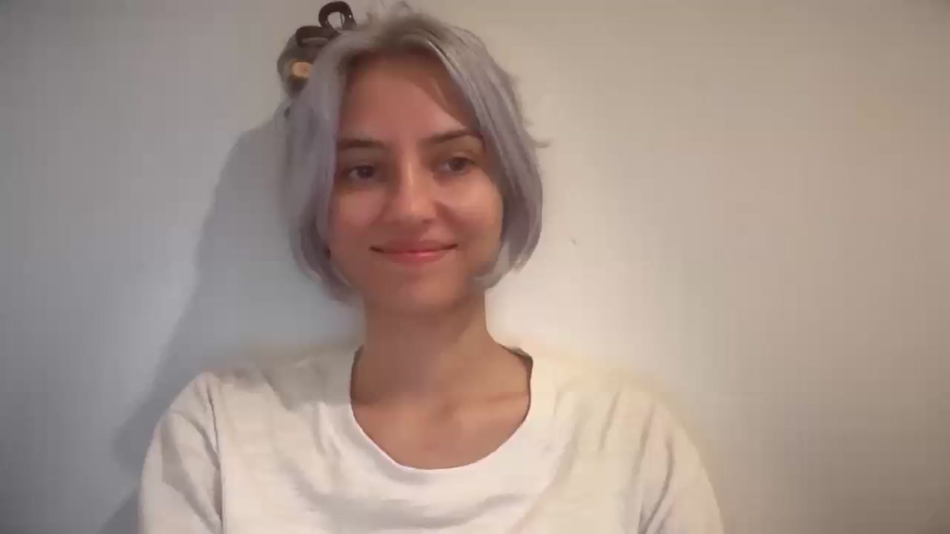 Gallery image thumbnail from LLuckyGirl's myfreecams stream on, 09/01/2026, 16:49 image 14 of 20