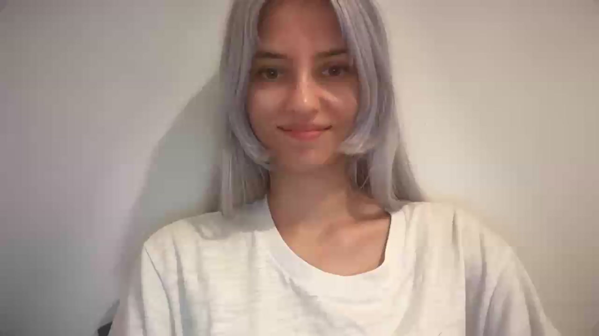 Gallery image thumbnail from LLuckyGirl's myfreecams stream on, 09/04/2026, 15:14 image 13 of 20