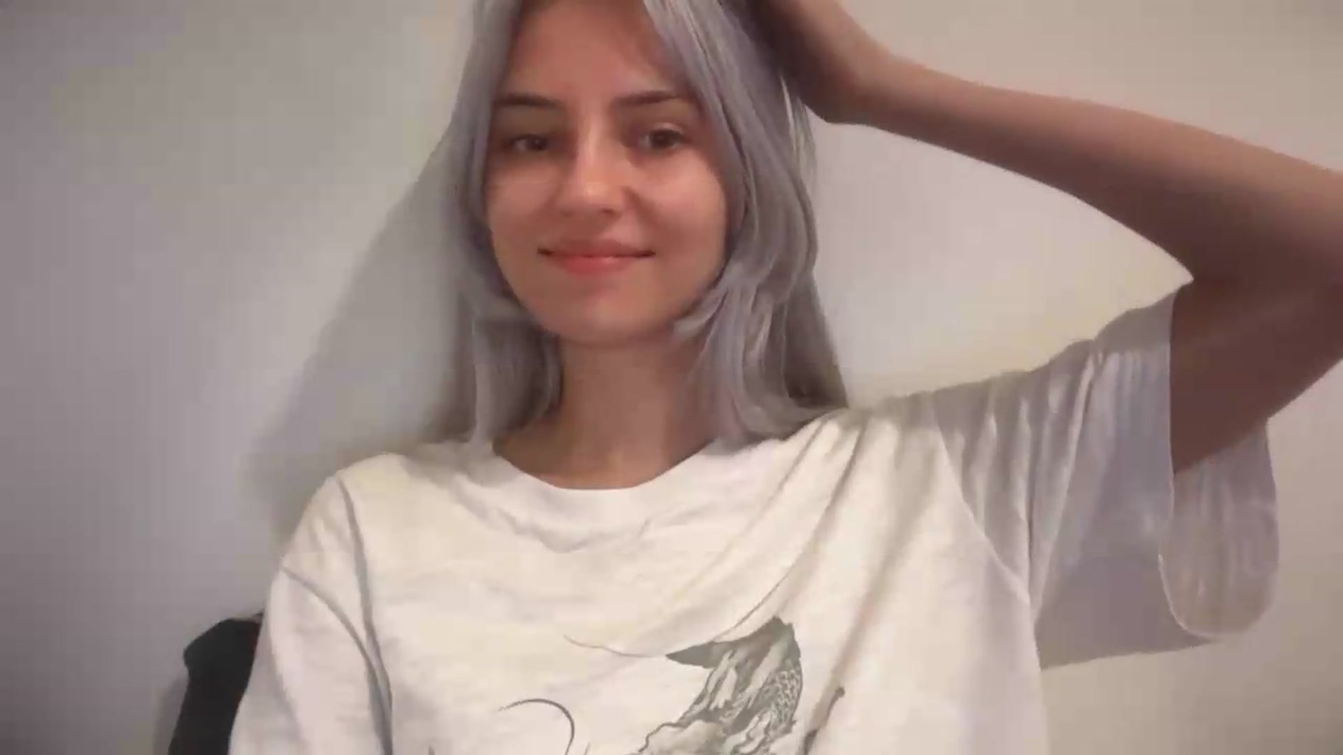 Gallery image thumbnail from LLuckyGirl's myfreecams stream on, 09/04/2026, 17:02 image 12 of 20