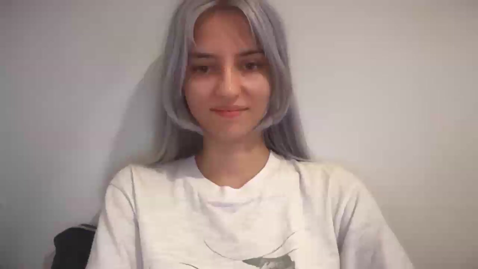 Gallery image thumbnail from LLuckyGirl's myfreecams stream on, 09/04/2026, 17:41 image 11 of 20
