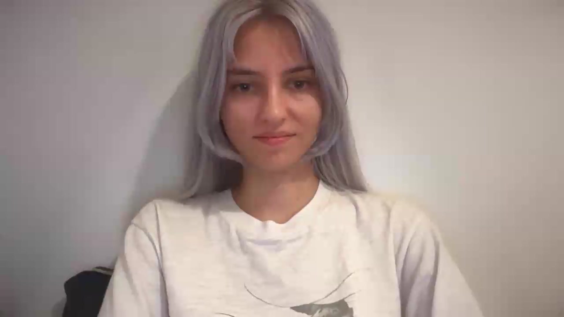 Gallery image thumbnail from LLuckyGirl's myfreecams stream on, 09/04/2026, 17:41 image 19 of 20