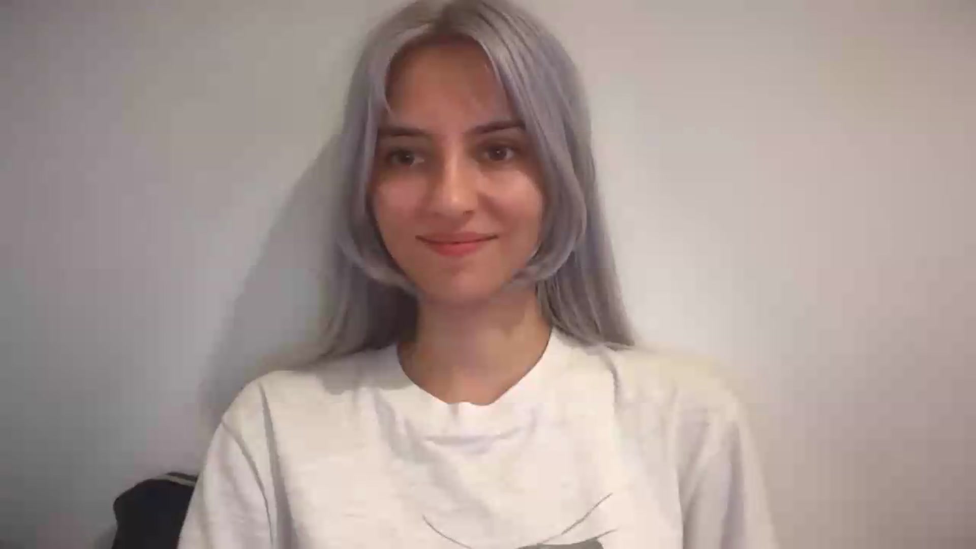 Gallery image thumbnail from LLuckyGirl's myfreecams stream on, 09/04/2026, 17:41 image 17 of 20