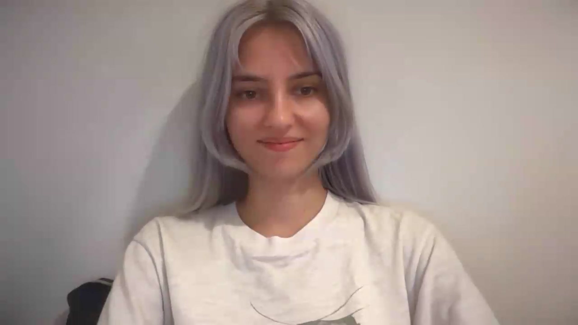 Gallery image thumbnail from LLuckyGirl's myfreecams stream on, 09/04/2026, 17:41 image 16 of 20