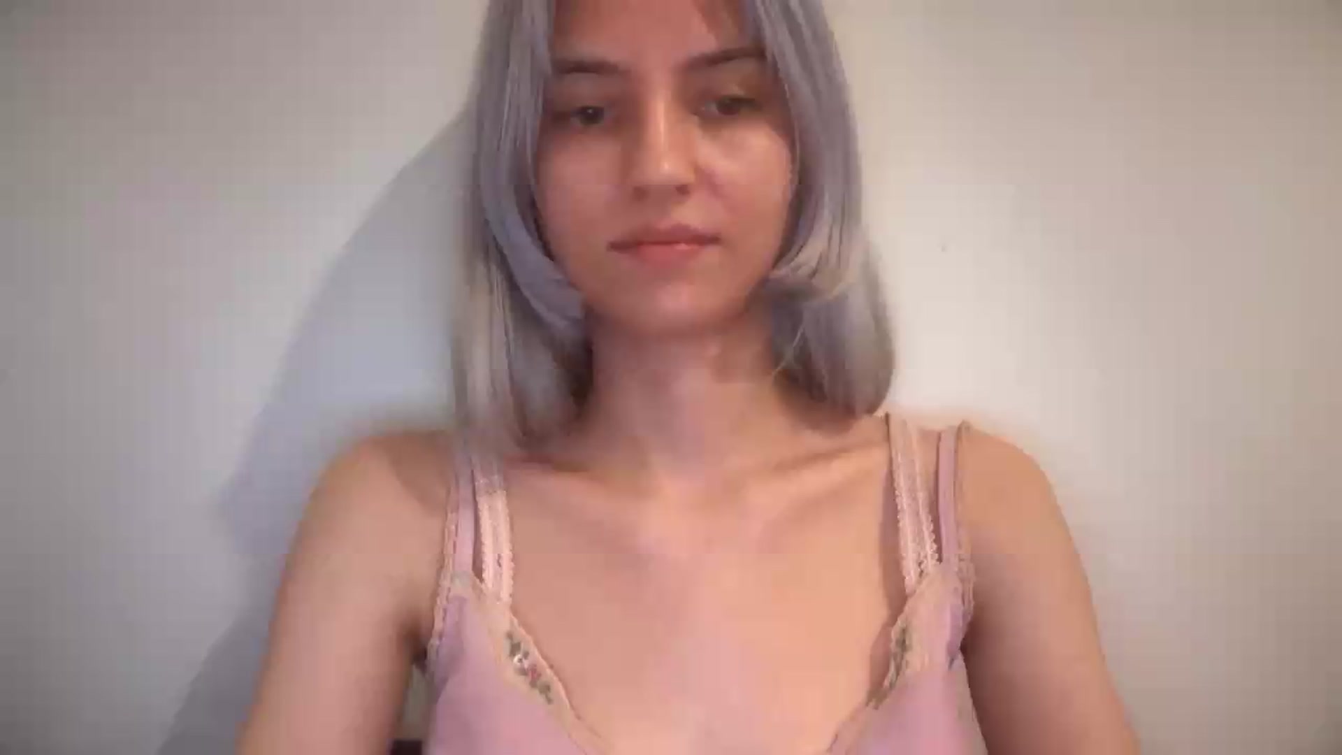 Gallery image thumbnail from LLuckyGirl's myfreecams stream on, 09/05/2026, 15:37 image 12 of 20