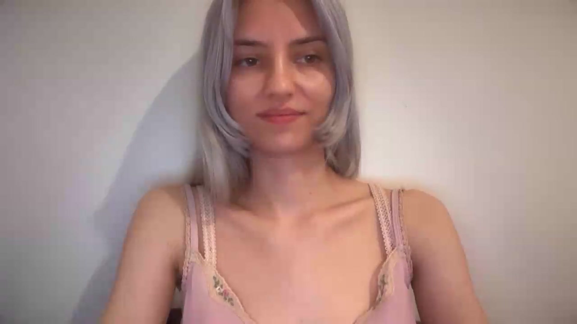 Gallery image thumbnail from LLuckyGirl's myfreecams stream on, 09/05/2026, 15:37 image 3 of 20