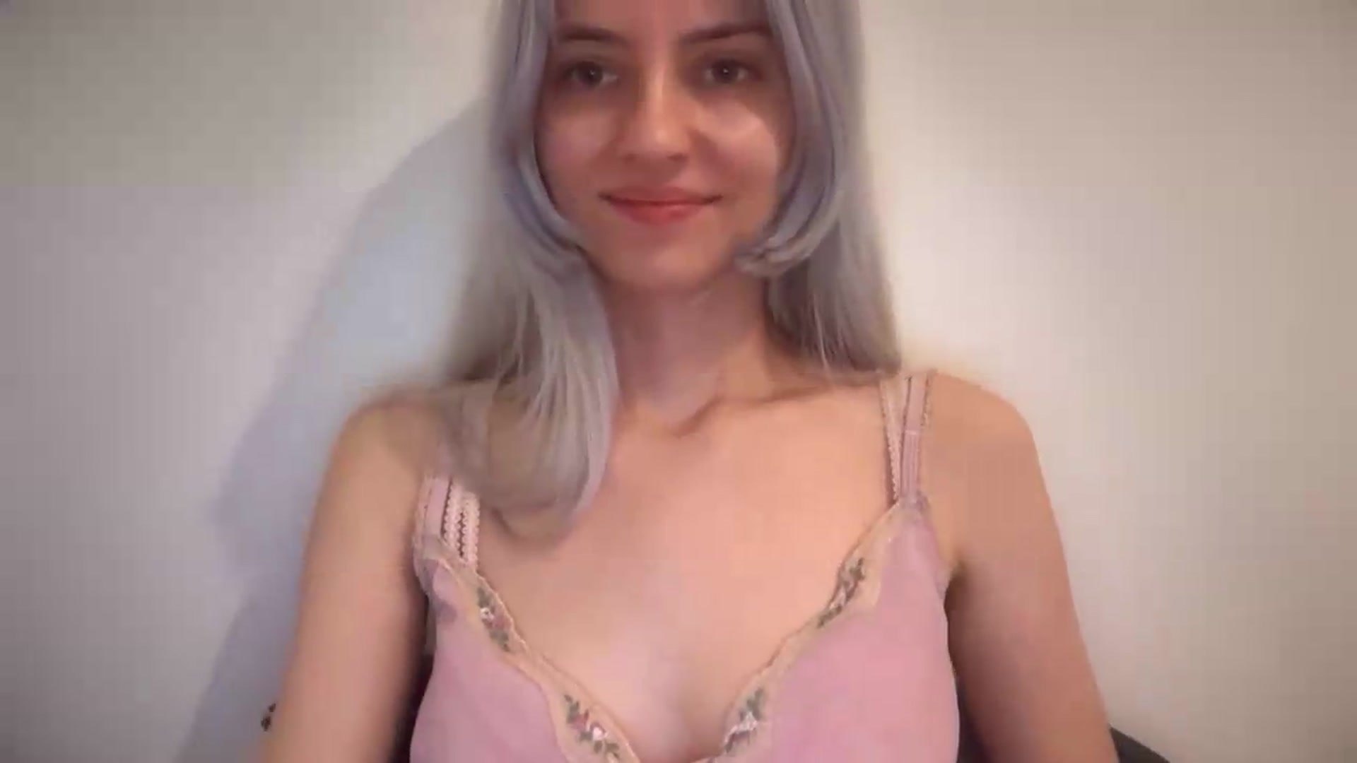 Gallery image thumbnail from LLuckyGirl's myfreecams stream on, 09/05/2026, 15:37 image 19 of 20