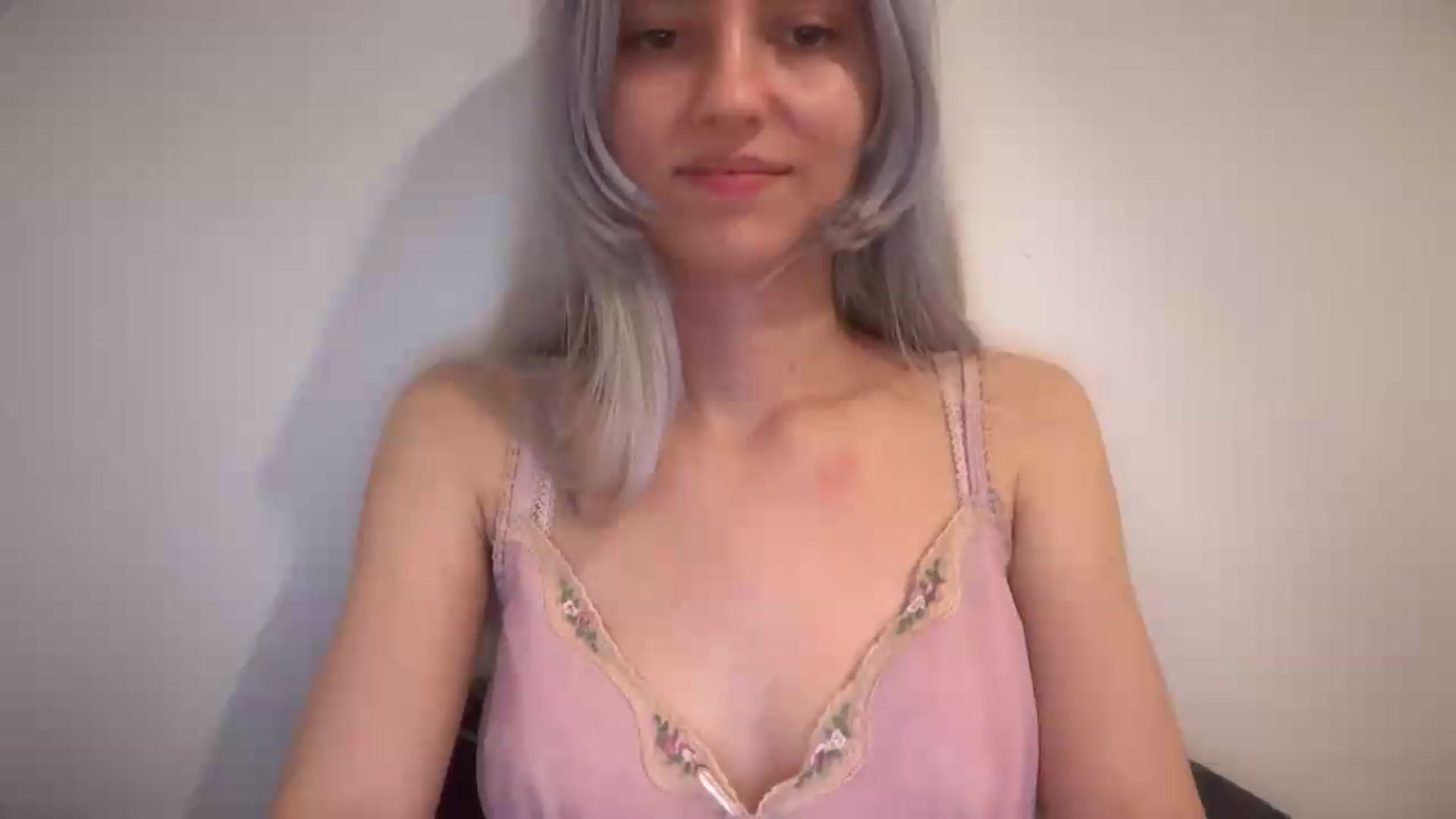 Gallery image thumbnail from LLuckyGirl's myfreecams stream on, 09/05/2026, 15:37 image 16 of 20
