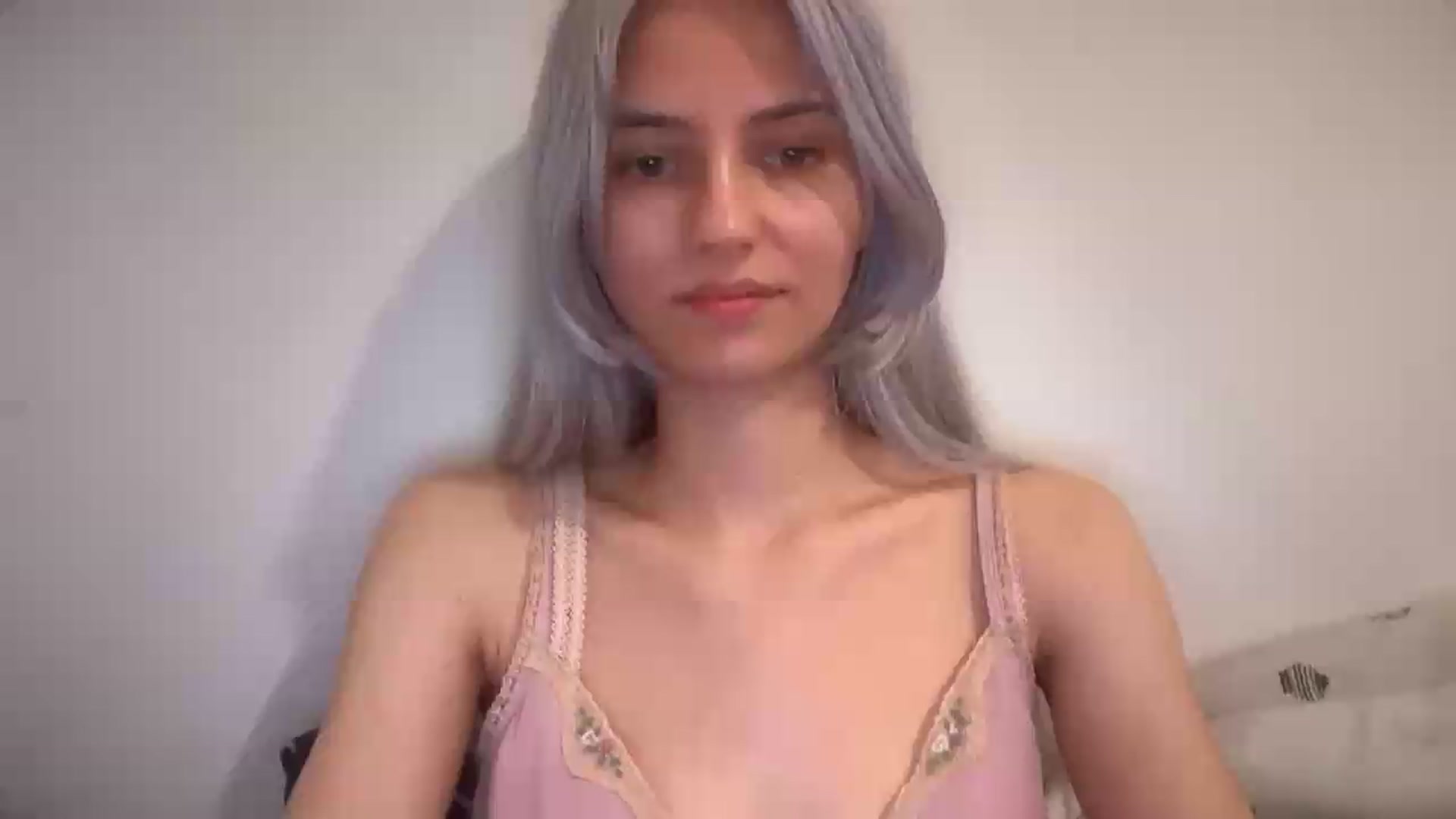 Gallery image thumbnail from LLuckyGirl's myfreecams stream on, 09/05/2026, 16:36 image 17 of 20