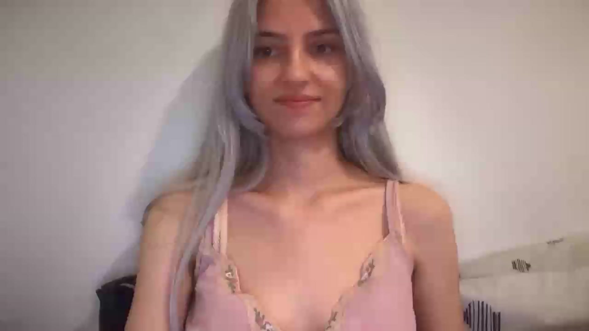 Gallery image thumbnail from LLuckyGirl's myfreecams stream on, 09/05/2026, 17:07 image 6 of 20