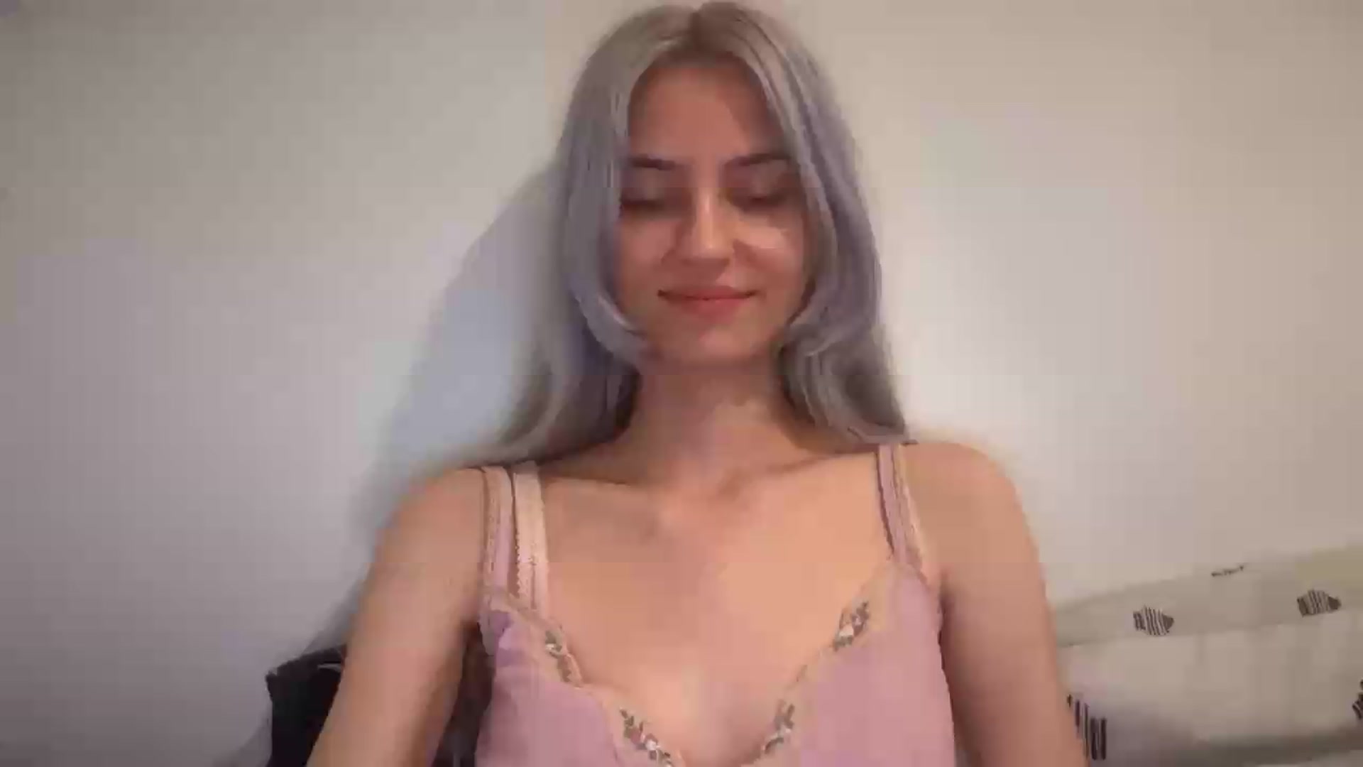 Gallery image thumbnail from LLuckyGirl's myfreecams stream on, 09/05/2026, 17:07 image 16 of 20