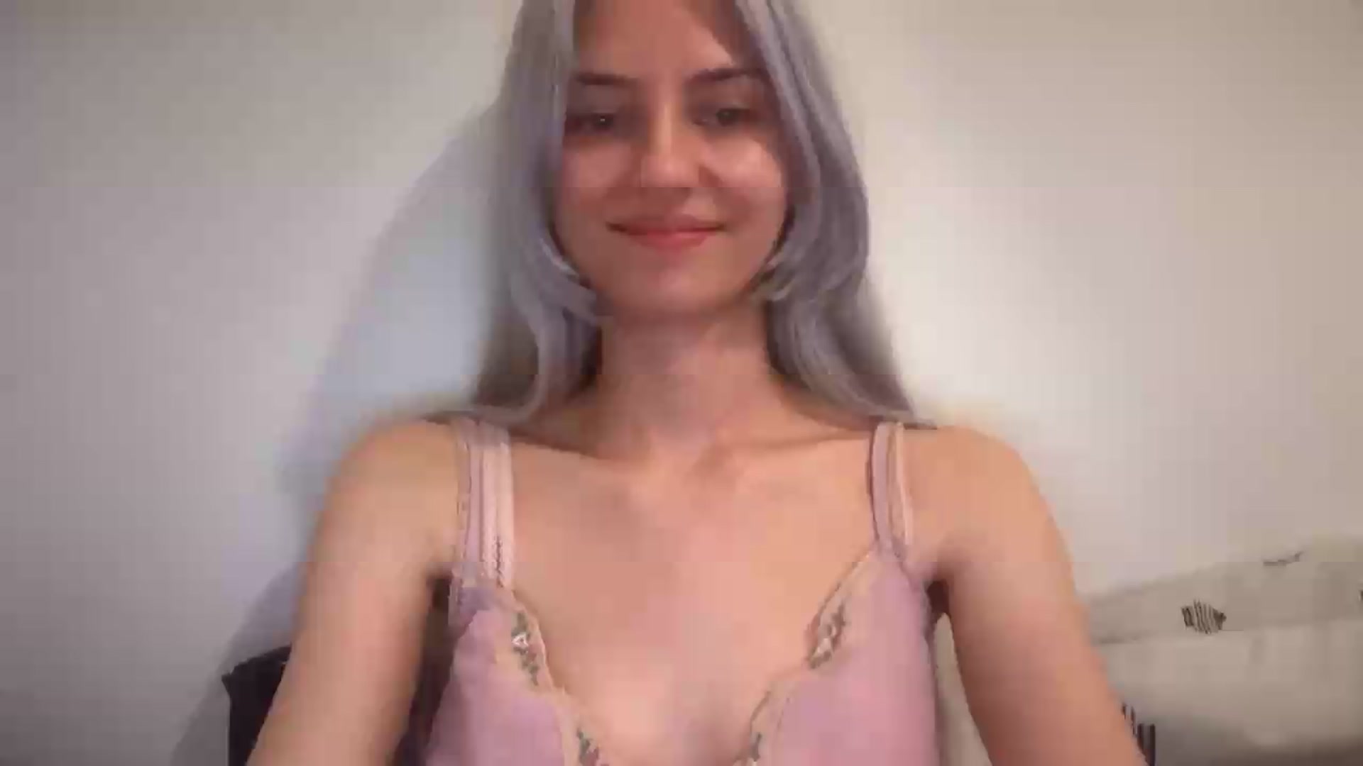 Gallery image thumbnail from LLuckyGirl's myfreecams stream on, 09/05/2026, 17:07 image 12 of 20