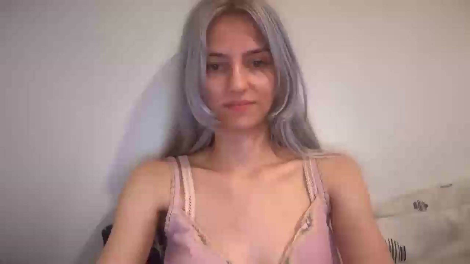 Gallery image thumbnail from LLuckyGirl's myfreecams stream on, 09/05/2026, 17:40 image 7 of 20