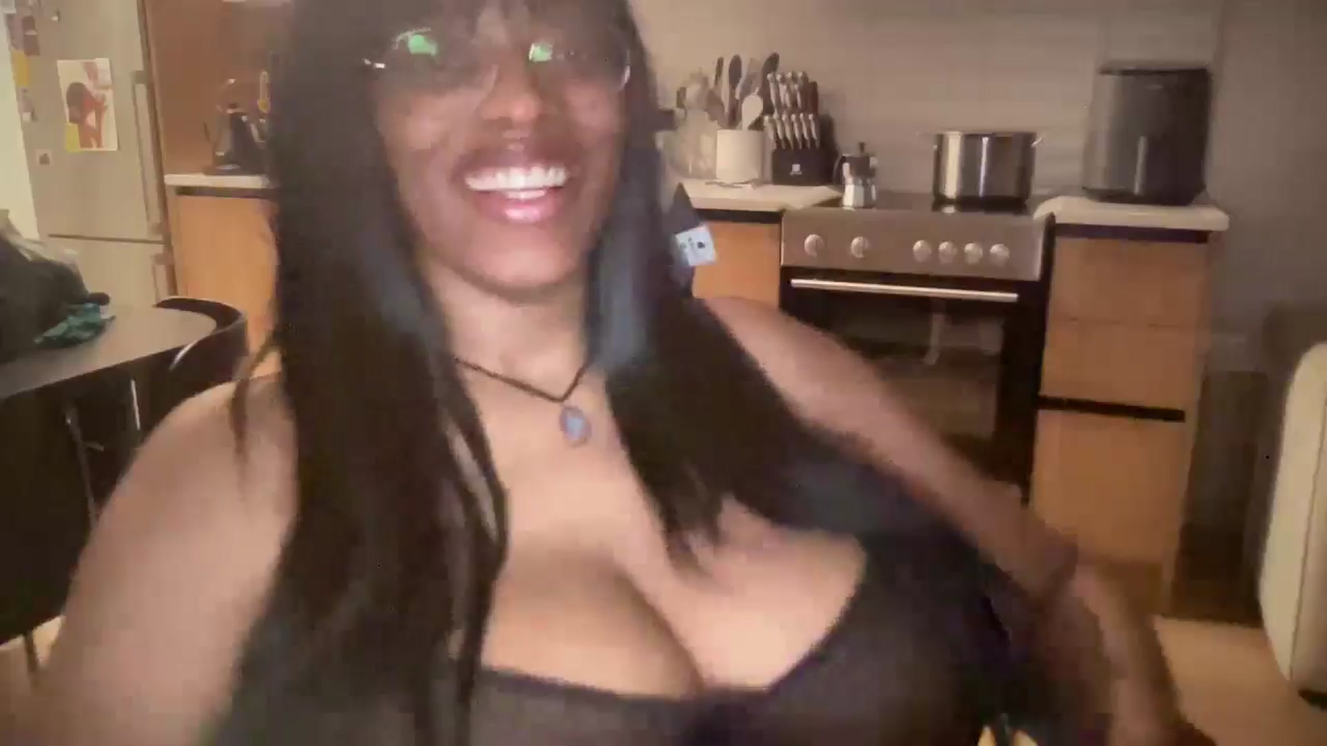 Gallery image thumbnail from LOFIBUNNYx3's myfreecams stream on, 06/17/2024, 09:07 image 5 of 20