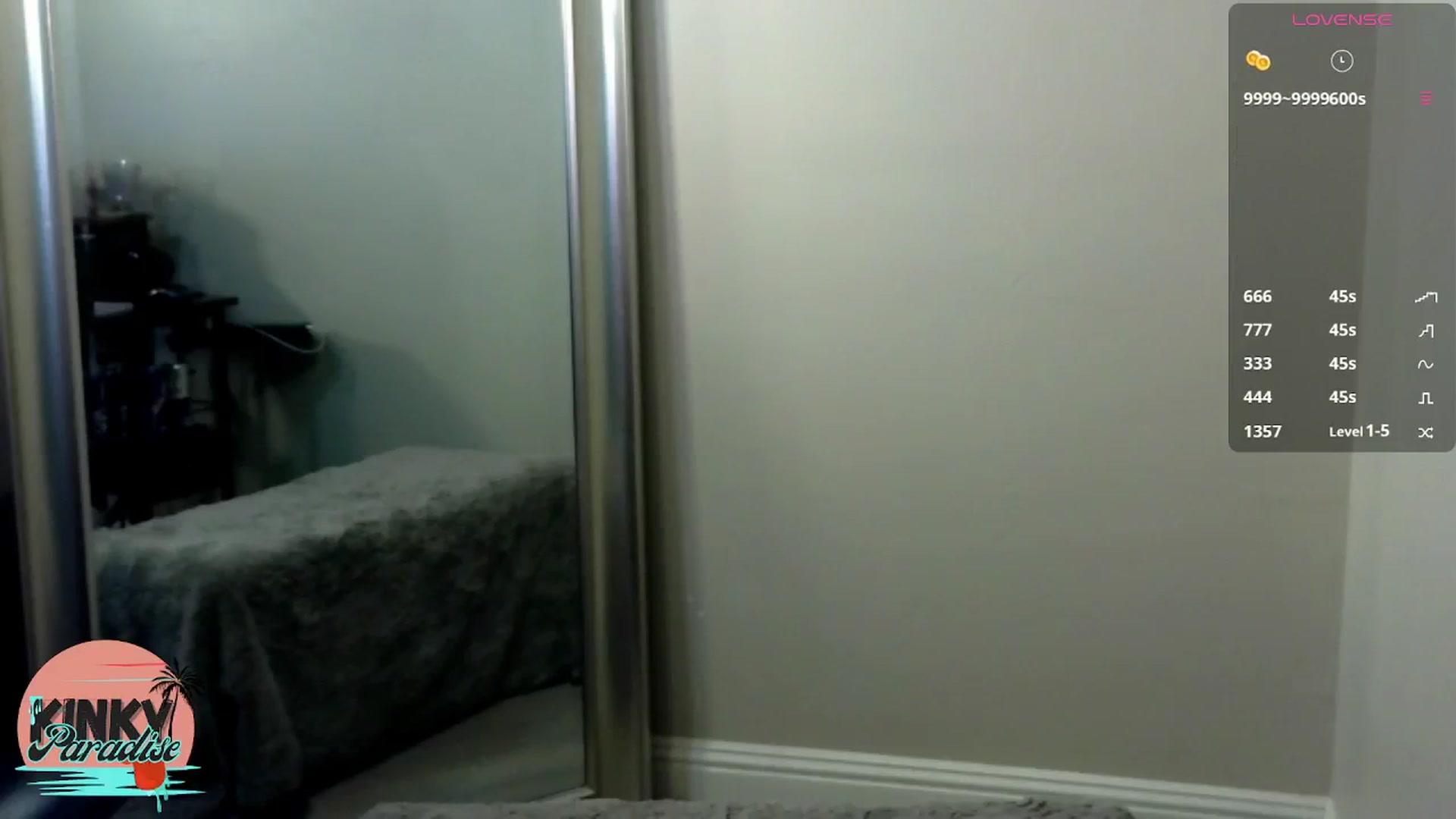 Gallery image thumbnail from LOL_oops's myfreecams stream on, 11/02/2024, 23:17 image 3 of 20