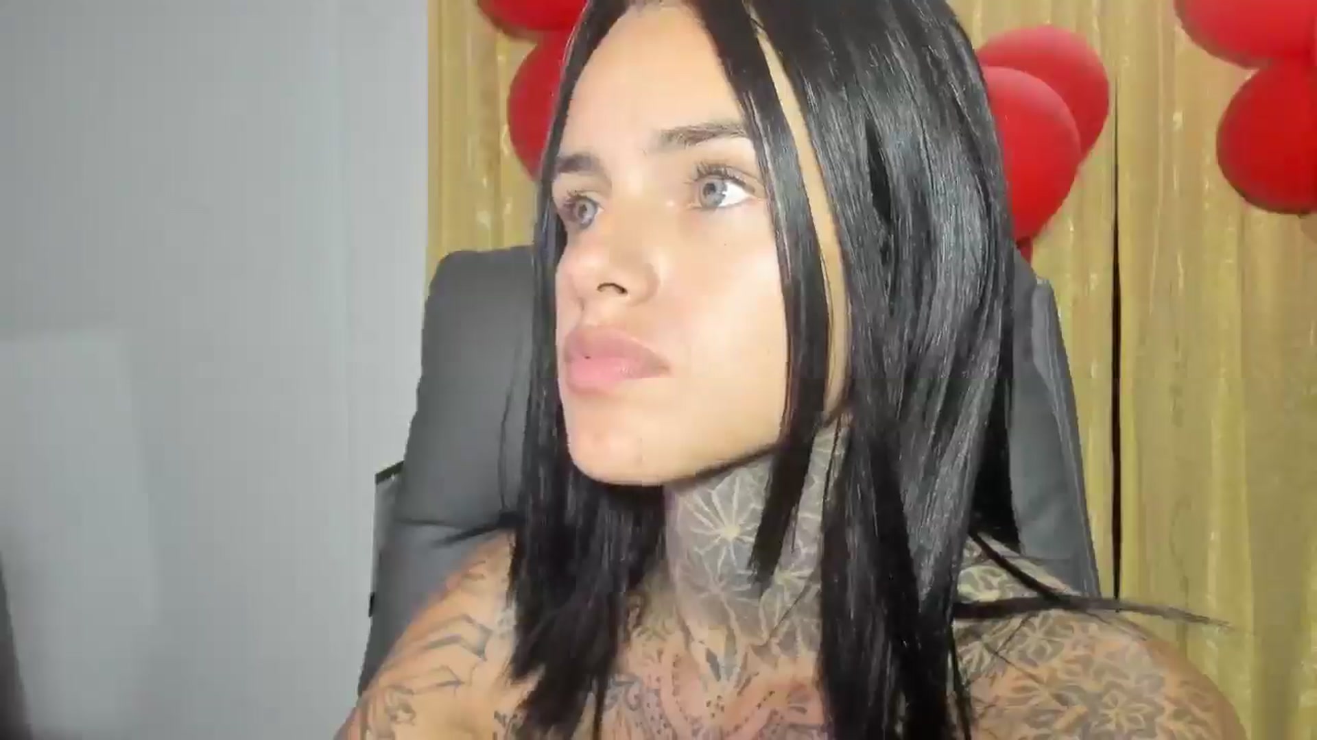 Gallery image thumbnail from LORETTA_1's myfreecams stream on, 09/20/2025, 08:46 image 9 of 20
