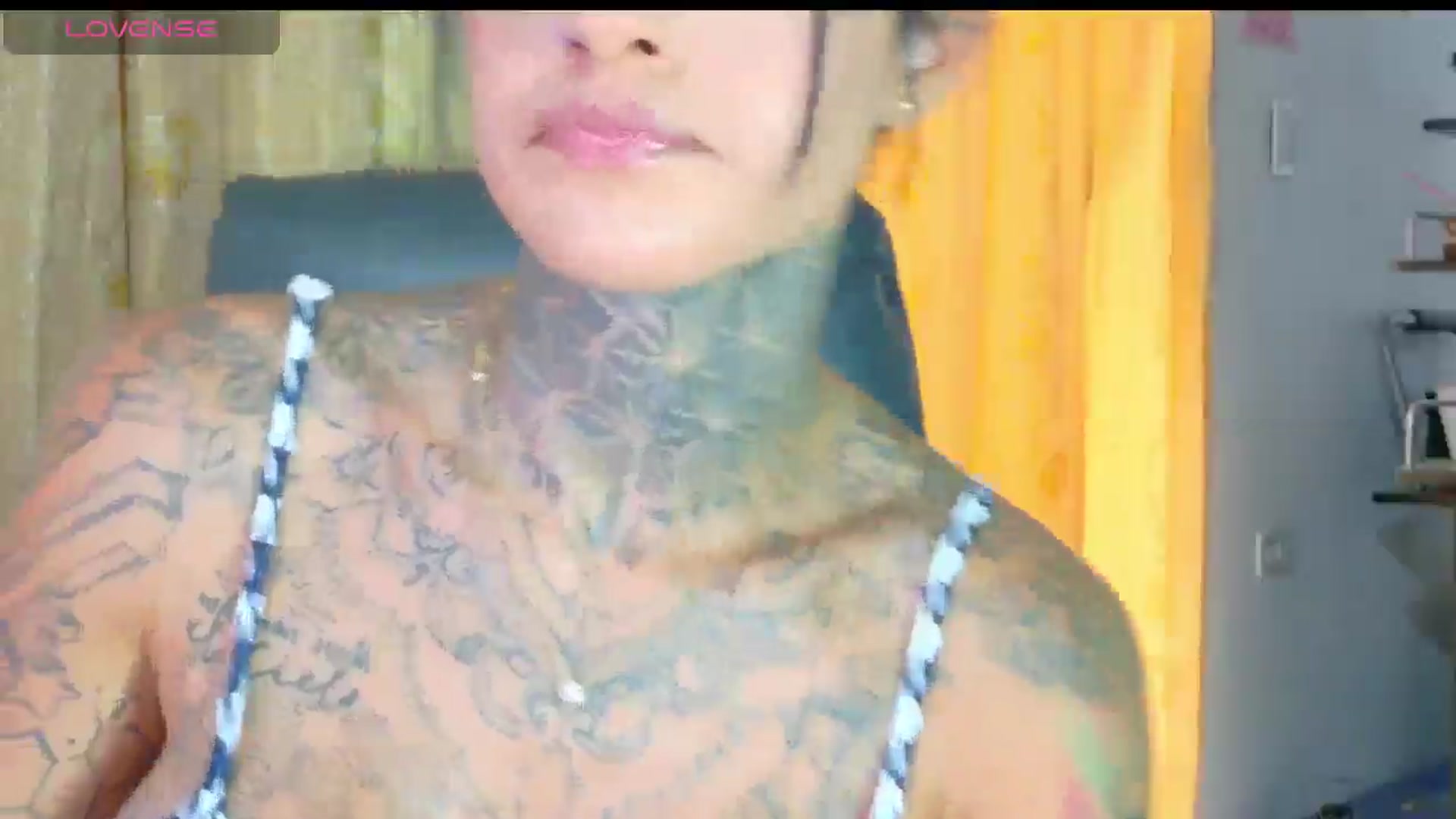 Gallery image thumbnail from LORETTA_1's myfreecams stream on, 04/15/2026, 19:33 image 20 of 20