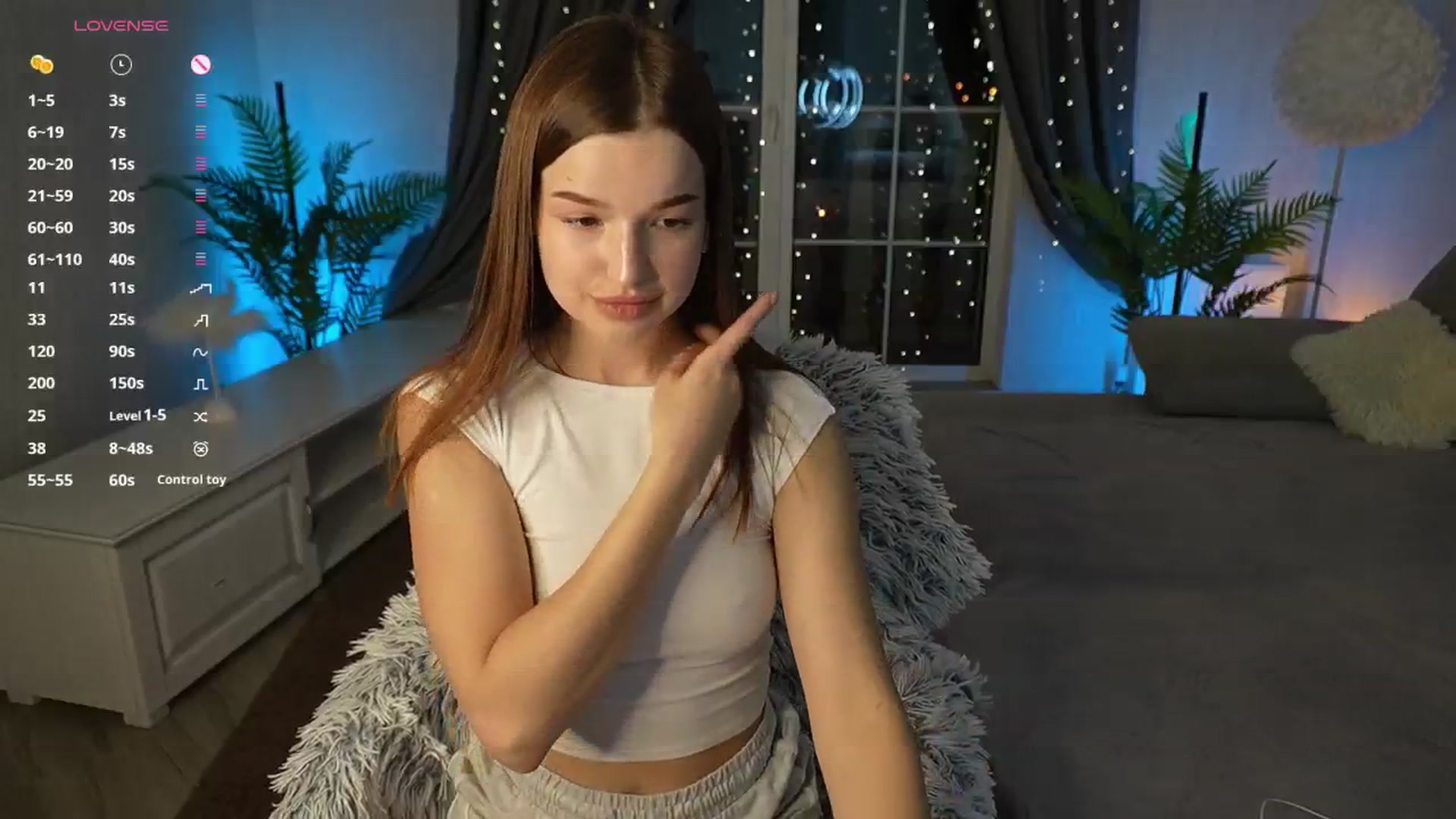 Gallery image thumbnail from LOVELYLilyy's myfreecams stream on, 11/01/2025, 20:20 image 19 of 20