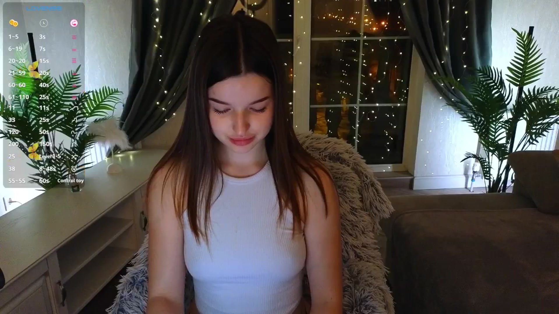 Gallery image thumbnail from LOVELYLilyy's myfreecams stream on, 12/22/2025, 24:33 image 11 of 20