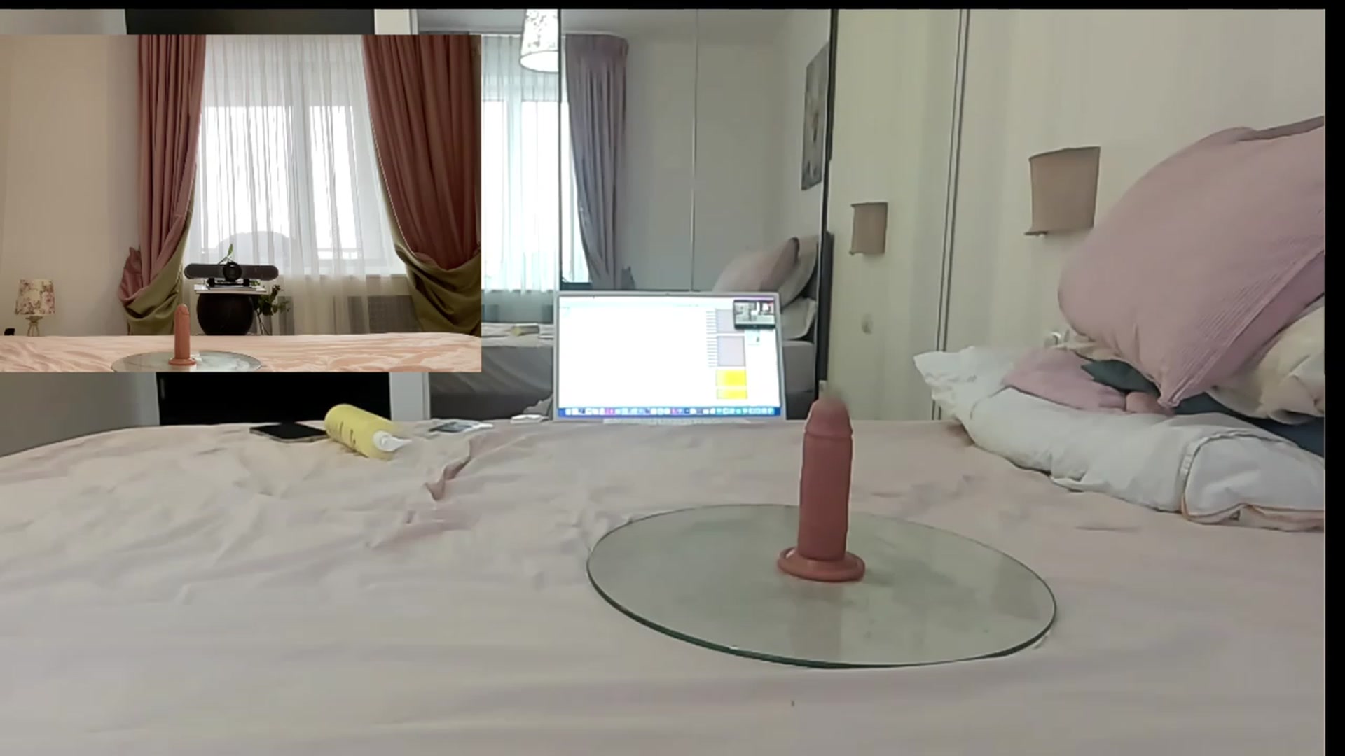Gallery image thumbnail from LOVE_CATALINA's myfreecams stream on, 02/02/2023, 13:09 image 6 of 20