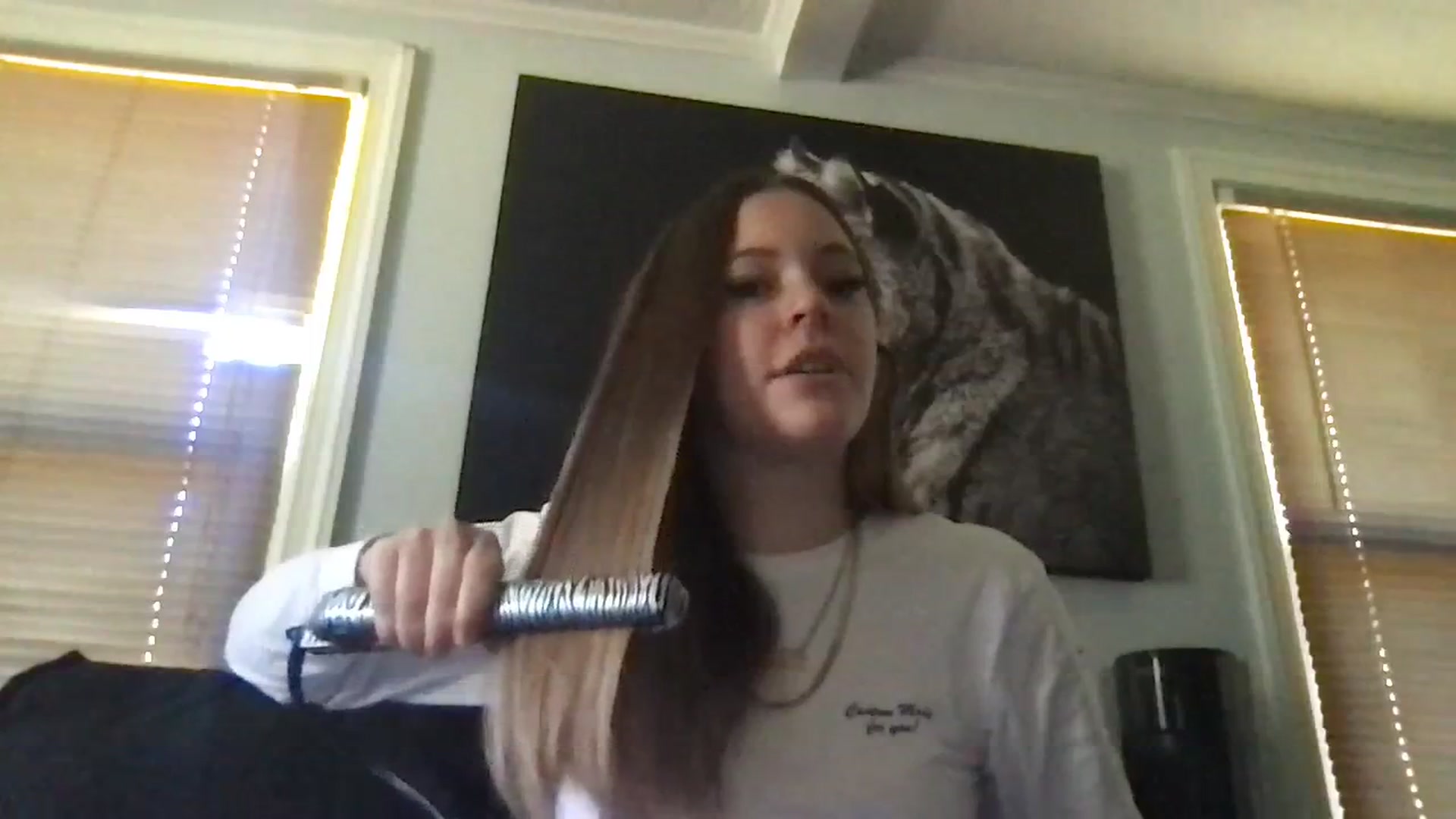 Gallery image thumbnail from LOVE_SOPHIA's myfreecams stream on, 09/20/2023, 14:53 image 12 of 20