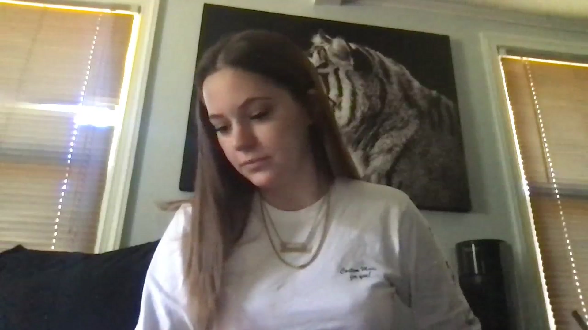 Gallery image thumbnail from LOVE_SOPHIA's myfreecams stream on, 09/20/2023, 14:53 image 17 of 20