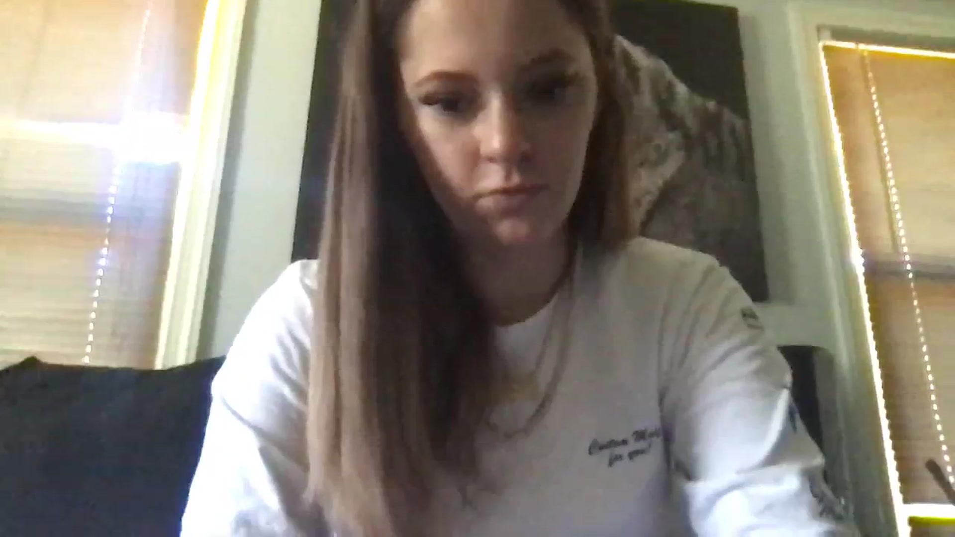 Gallery image thumbnail from LOVE_SOPHIA's myfreecams stream on, 09/20/2023, 14:53 image 15 of 20
