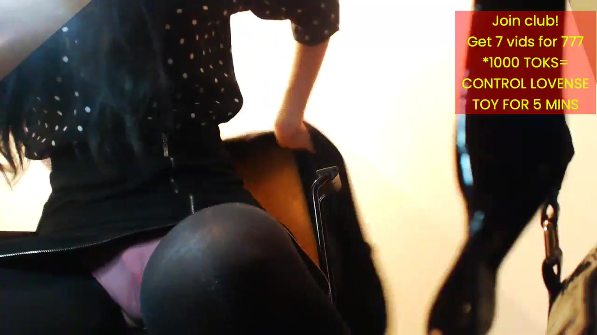 Gallery image thumbnail from LUCIELUVIT's myfreecams stream on, 05/12/2025, 01:49 image 7 of 20